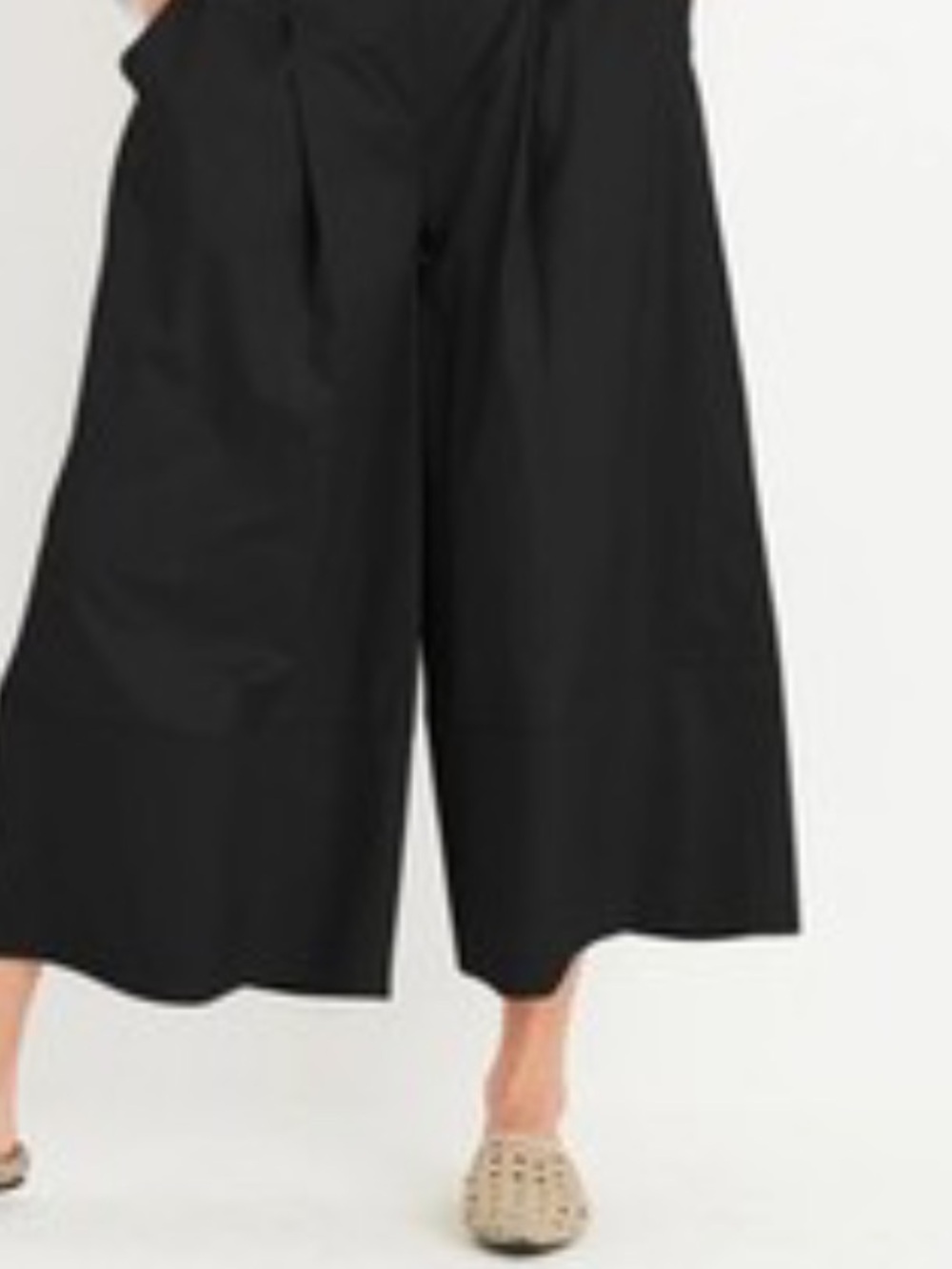 Planet By Lauren G Black nylon 
Gaucho Pants Wide Leg Elastic Women size 1